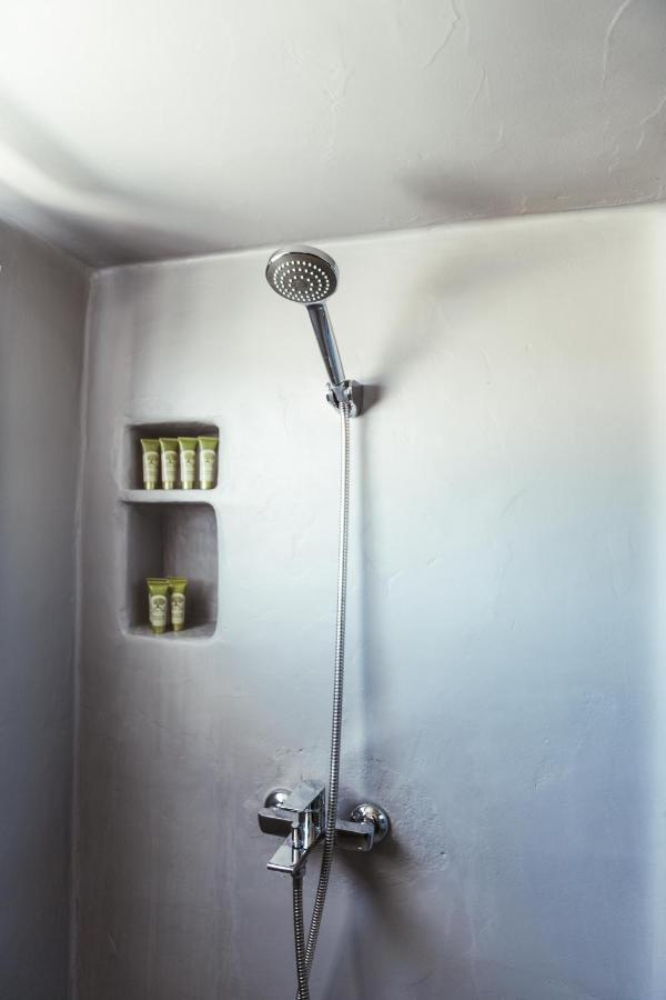 Central Local Living In Mykonos, Main Town Apartment *